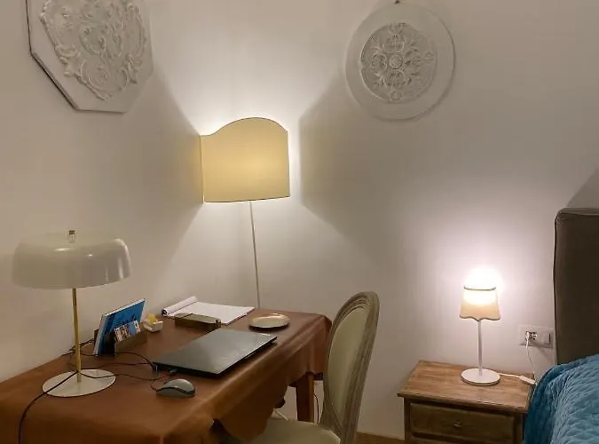 Domus Alfieri Al Colosseo Appartement *